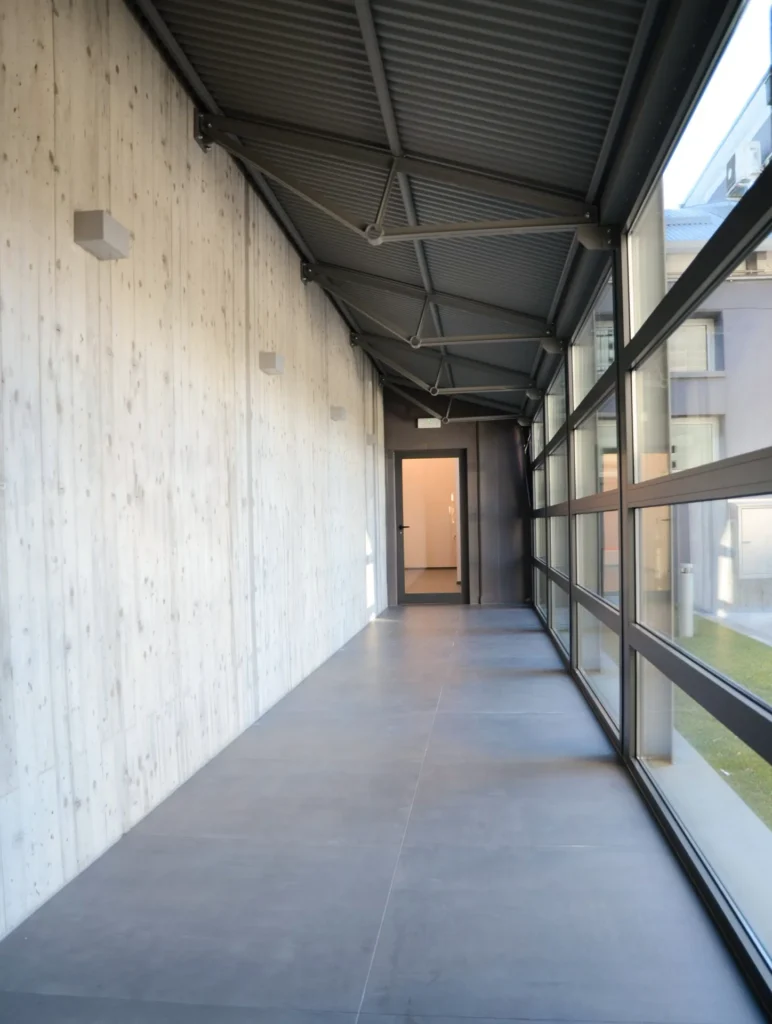 immagine showroom della azienda gazzini ceramiche