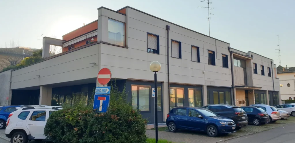 immagine di una facciata di un edificio