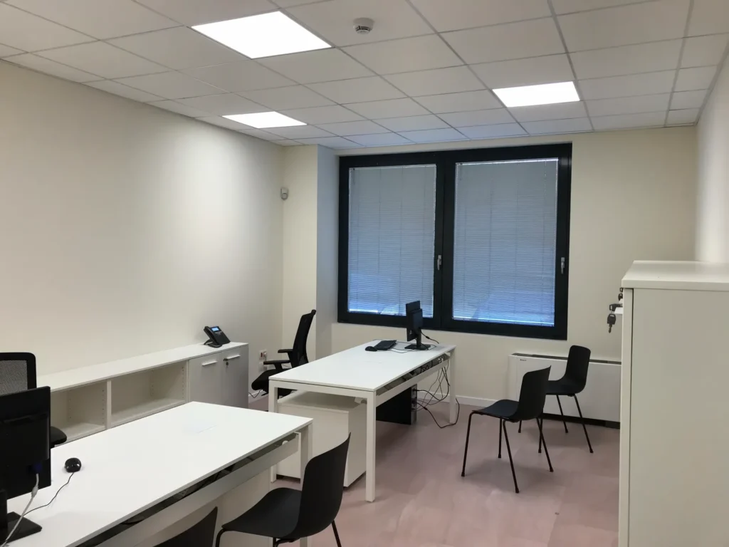immagine di un ufficio interno