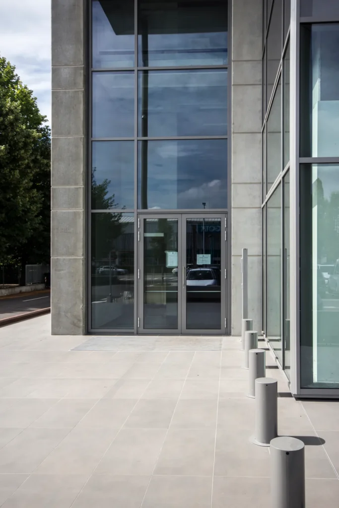 facciata trony di reggio emilia realizzata da impref
